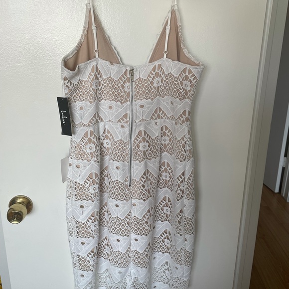NWT Lulus white crotchet lace dress - Large - Picture 3 of 5